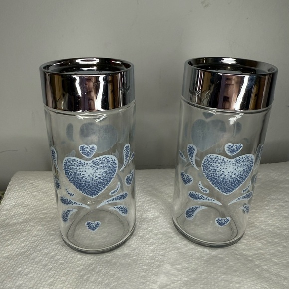 Vintage Other - Vintage country heart sponge paint salt and pepper shakers